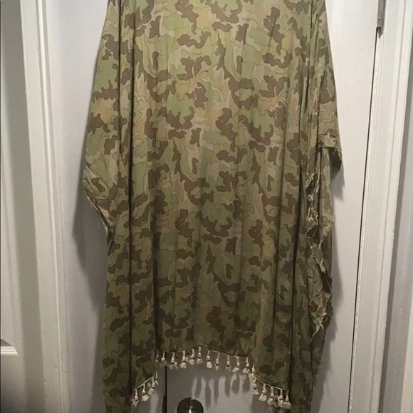 Z & L Coverup Tunic O/S - Picture 2 of 4